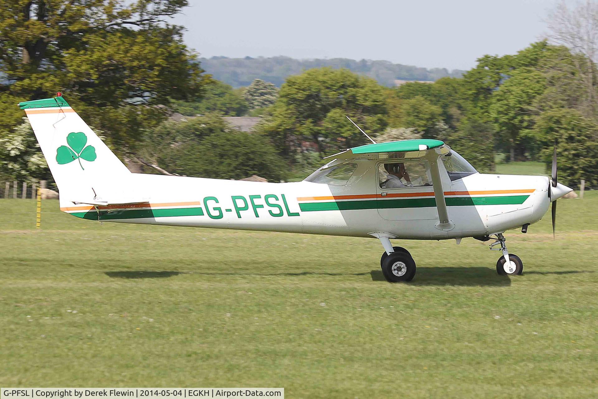 G-PFSL, 1980 Reims F152 C/N 1746, Seen shortly after landing on runway 10 at EGKH.