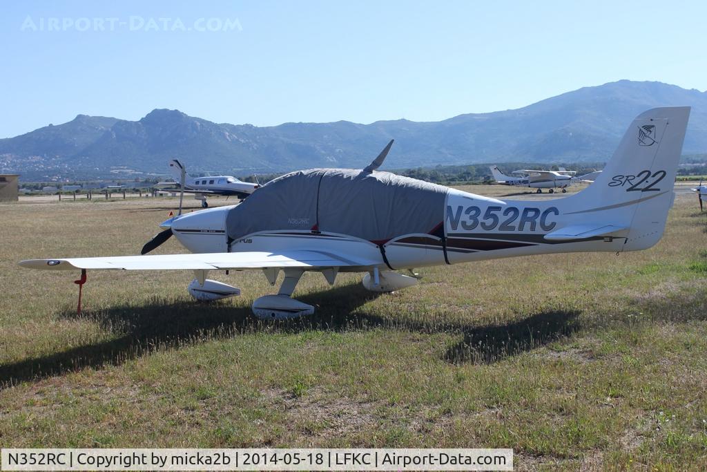 N352RC, 2002 Cirrus SR22 C/N 0186, Parked
