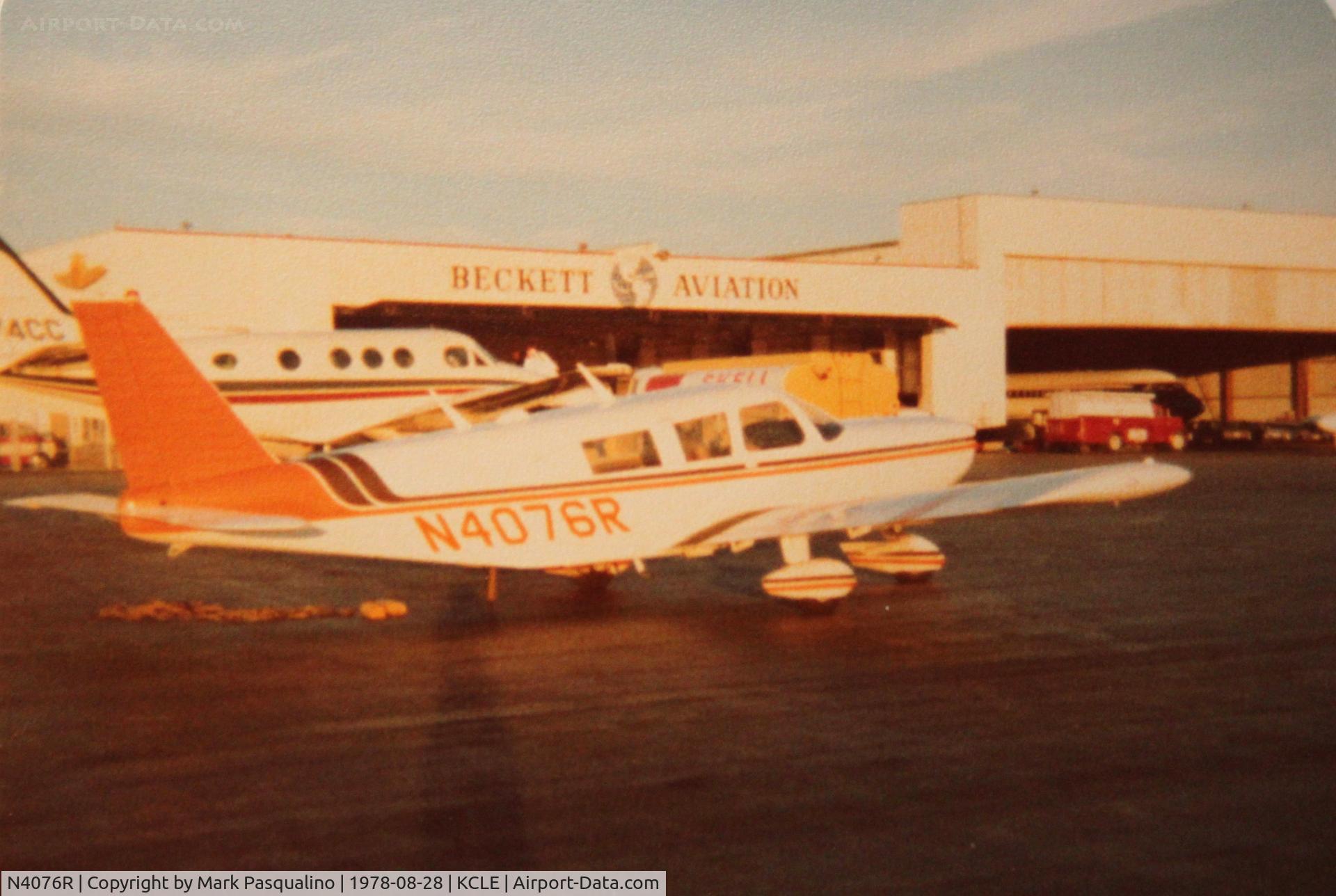 N4076R, 1968 Piper PA-32-300 Cherokee Six C/N 32-40389, Piper PA-32-300