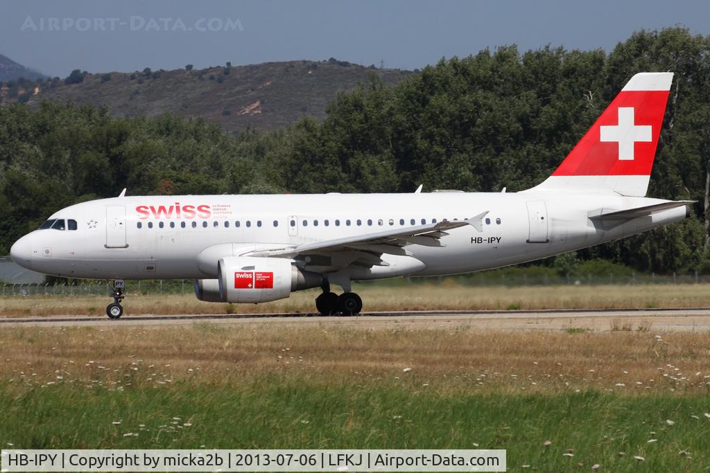 HB-IPY, 1996 Airbus A319-112 C/N 621, Taxiing