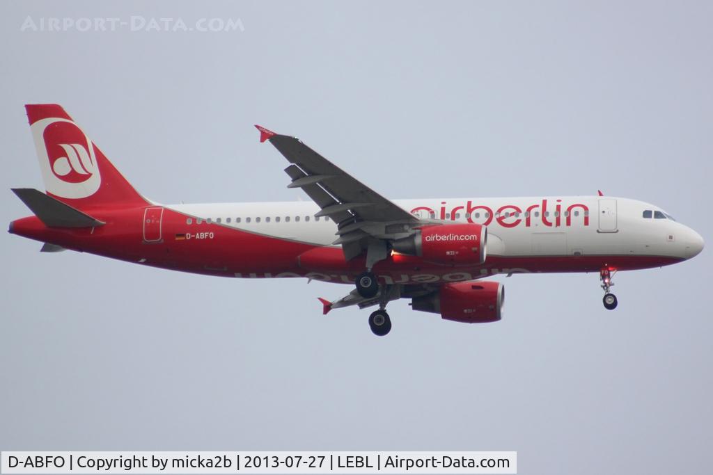 D-ABFO, 2010 Airbus A320-214 C/N 4564, Landing