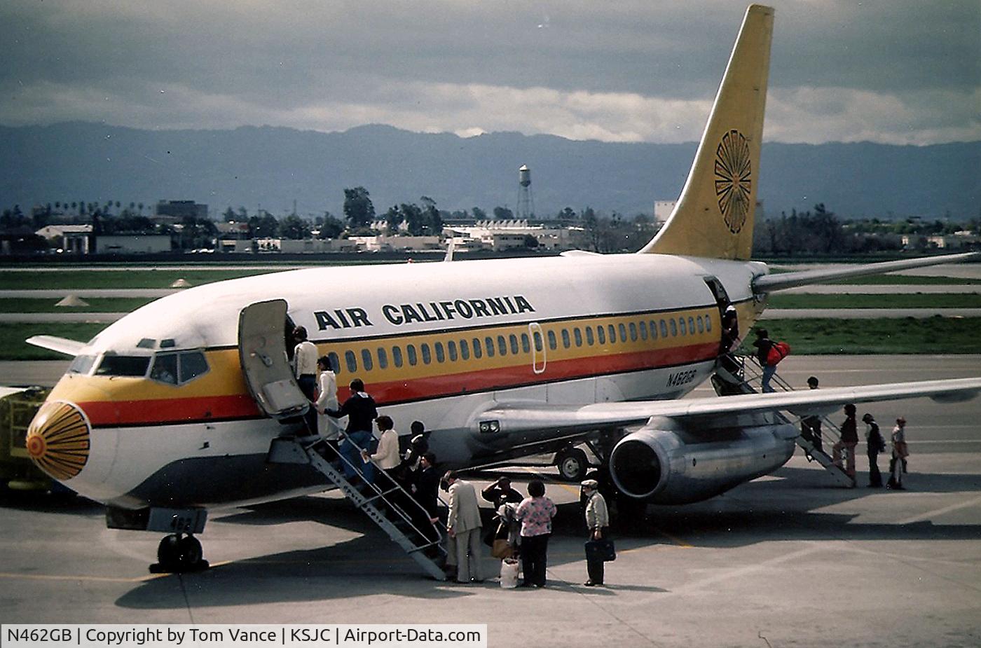 N462GB, 1968 Boeing 737-293 C/N 19307, KSJC - early 80s photo of the last of the Air California paint jobs before the Air Cal paint started showing up