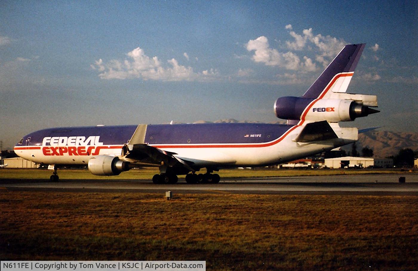 N611FE, 1993 McDonnell Douglas MD-11F C/N 48604, KSJC - early Federal Express MD-11F departing SJC on the evening freighter run...