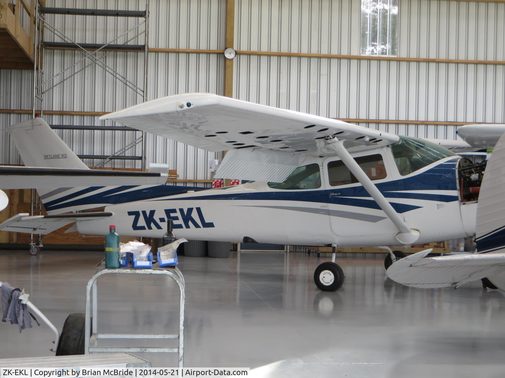 ZK-EKL, Cessna R182 Skylane RG C/N R18200054, Cessna R182. ZK-EKL cn R18200054. Avcraft Engineering NZ Ltd. Taonui Aerodrome, Feilding, New Zealand. Image © Brian McBride. 21 May 2014