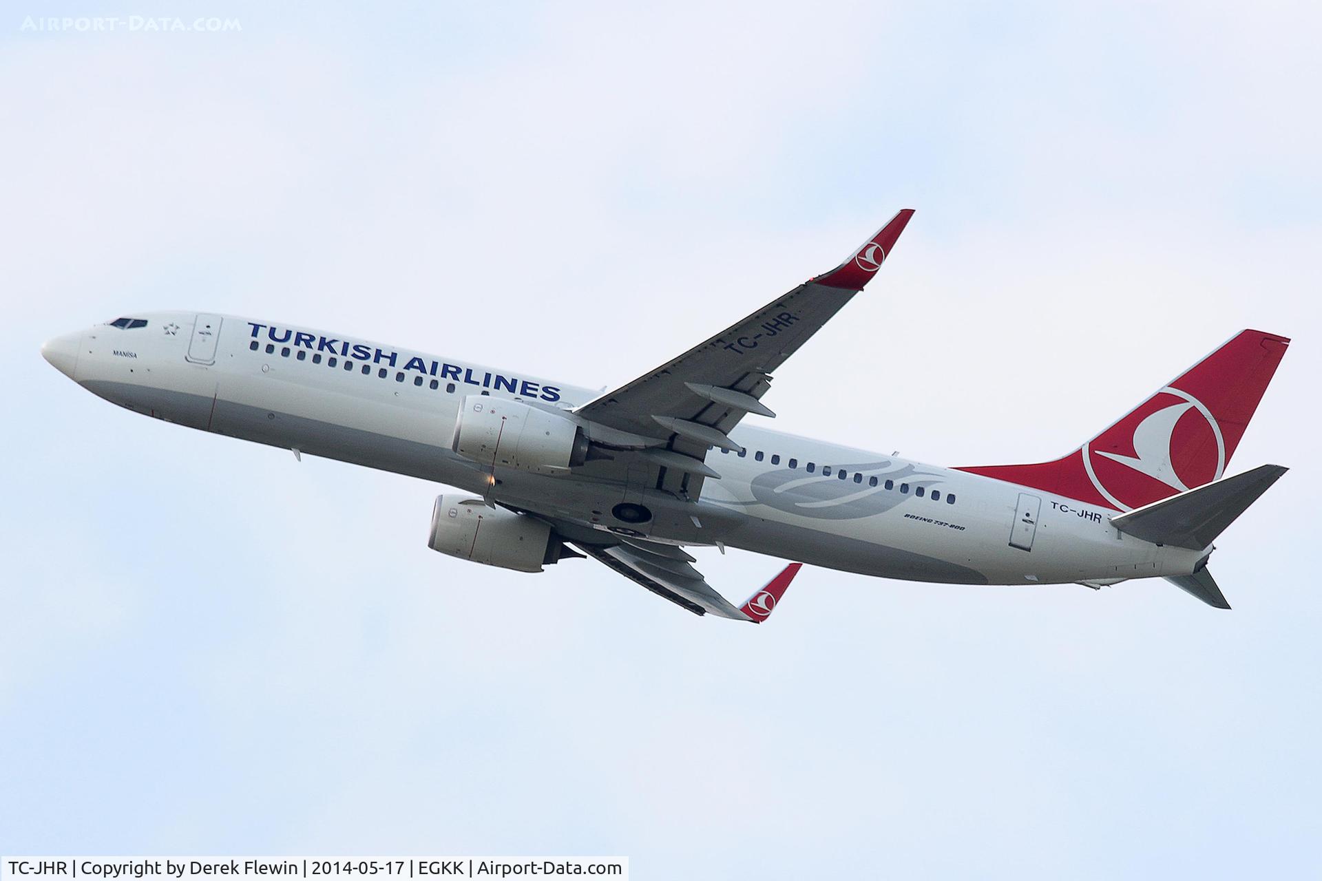 TC-JHR, 2013 Boeing 737-8F2 C/N 40989, Seen pulling out from runway 26R at EGKK.