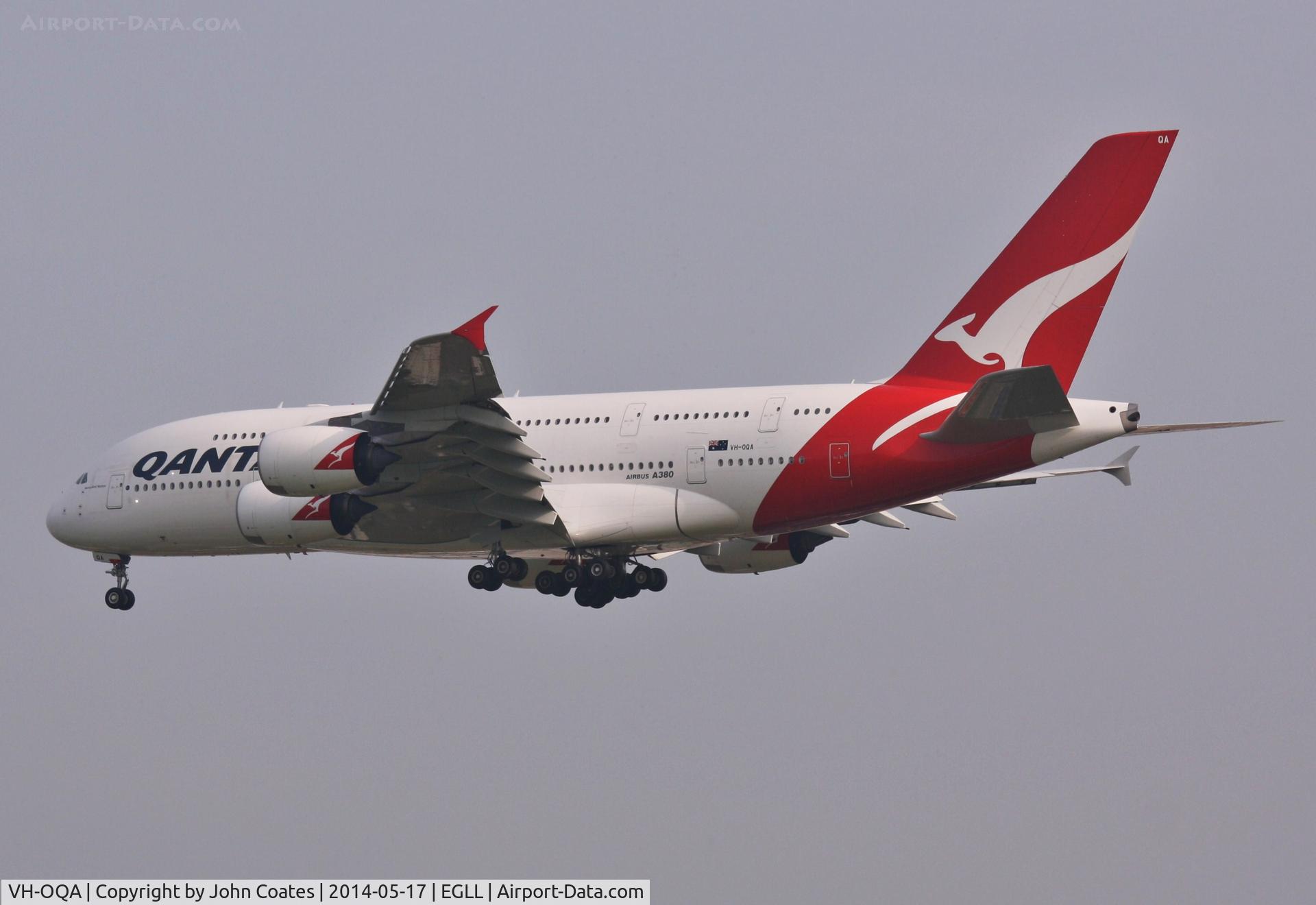 VH-OQA, 2008 Airbus A380-842 C/N 014, Arriving 27L