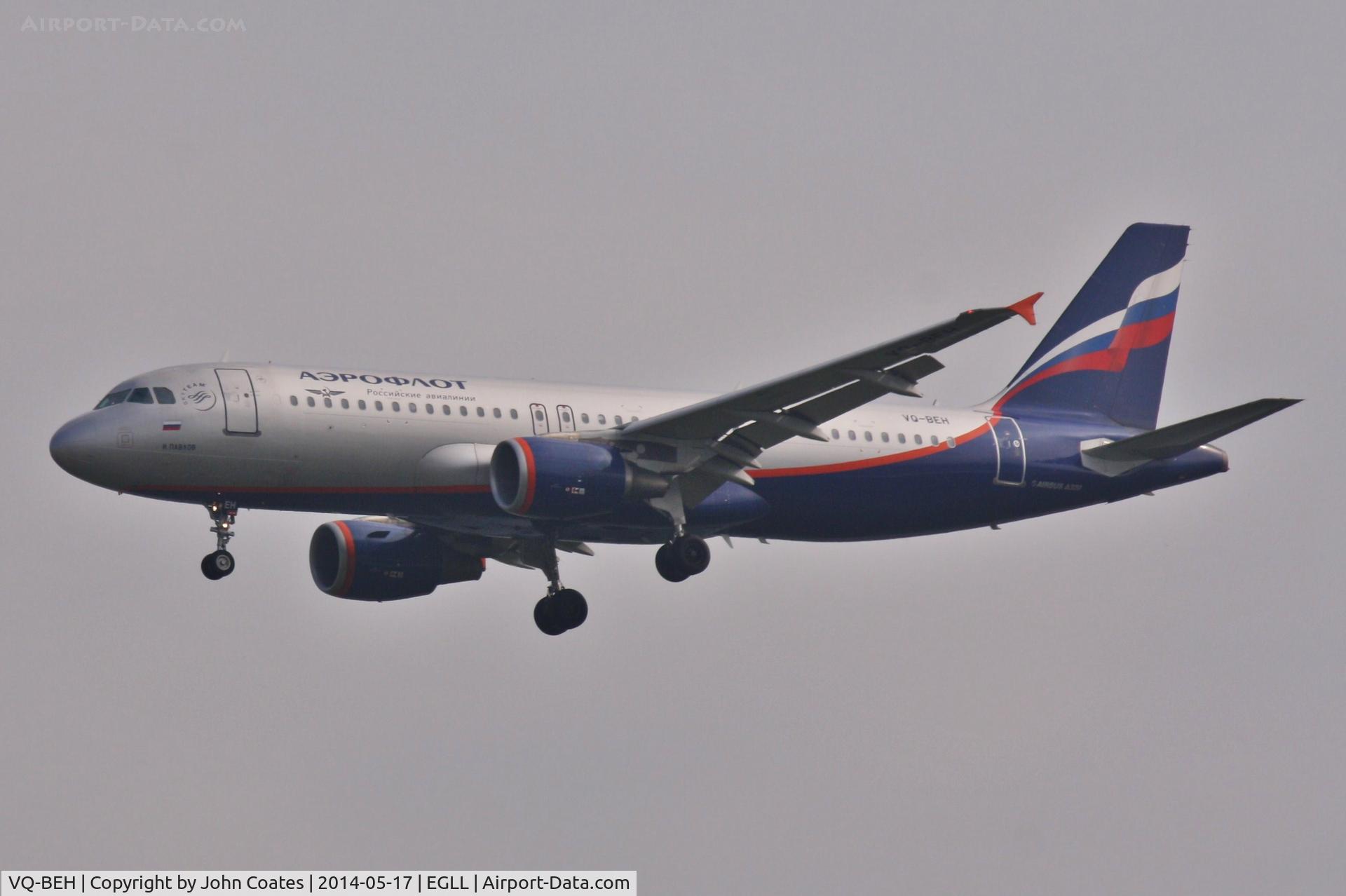 VQ-BEH, 2009 Airbus A320-214 C/N 4133, Approach 27L