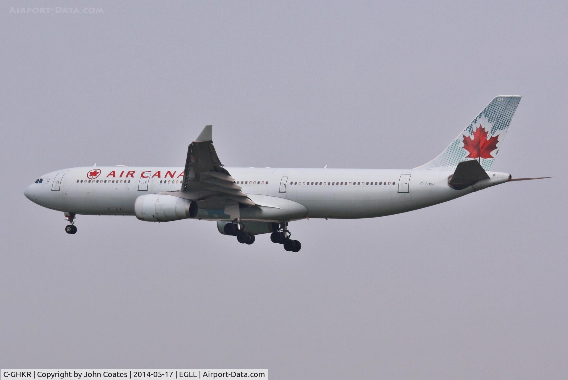 C-GHKR, 2001 Airbus A330-343 C/N 0400, Arriving 27L