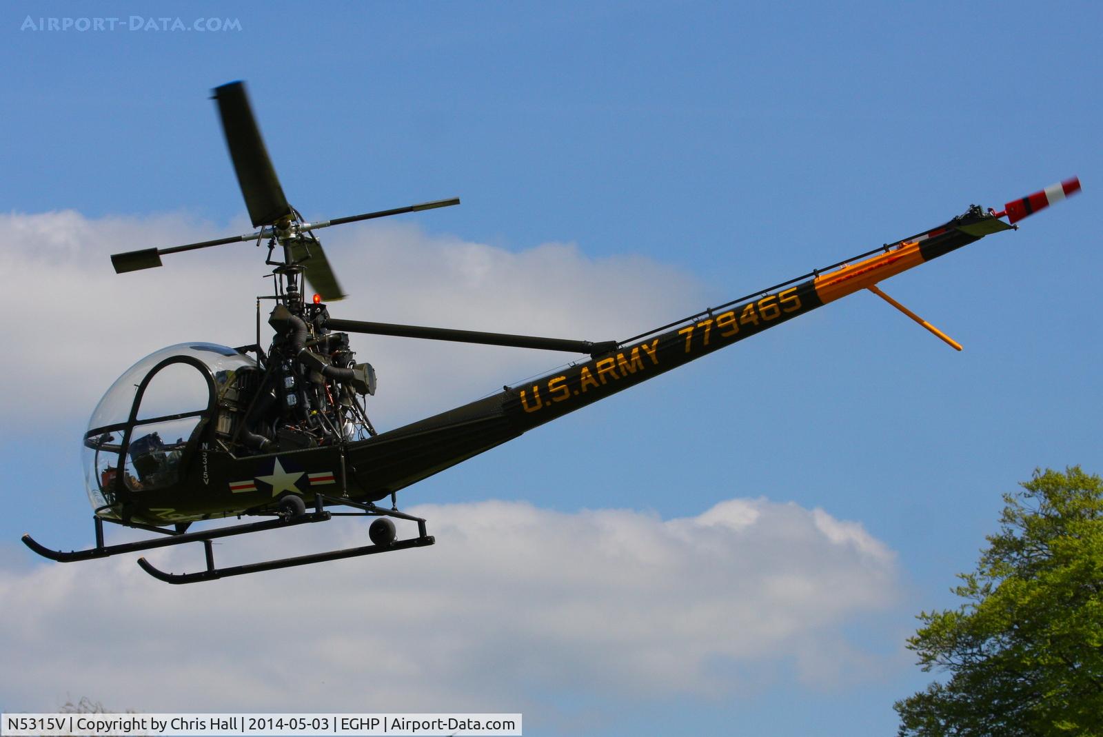 N5315V, 1956 Hiller UH-12C C/N 757, at the 2014 Microlight Trade Fair, Popham
