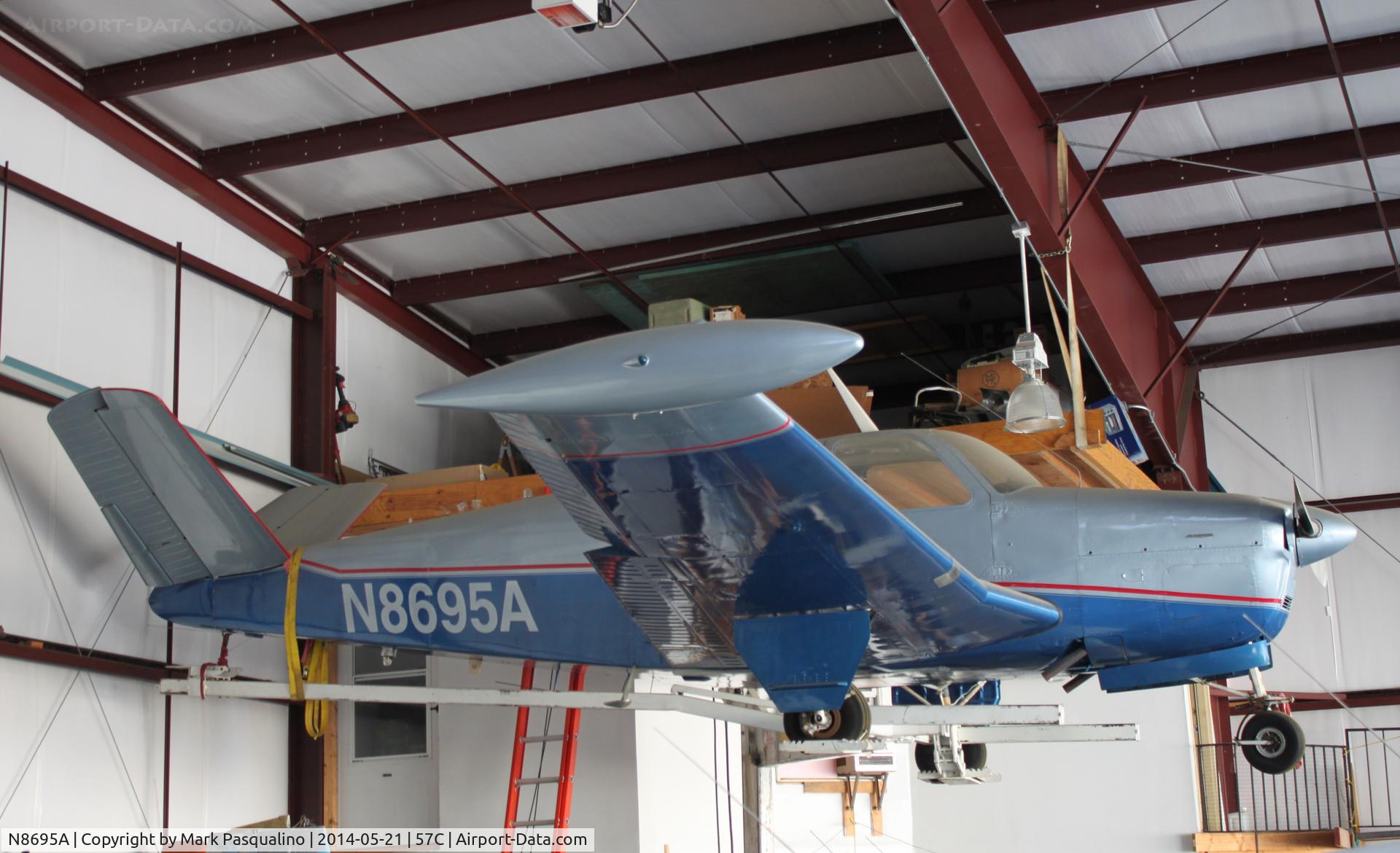 N8695A, 1949 Beech A35 Bonanza C/N D-2105, Beech A35