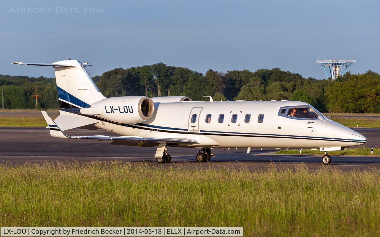 LX-LOU, Learjet 60 C/N 60-277, taxying to the active