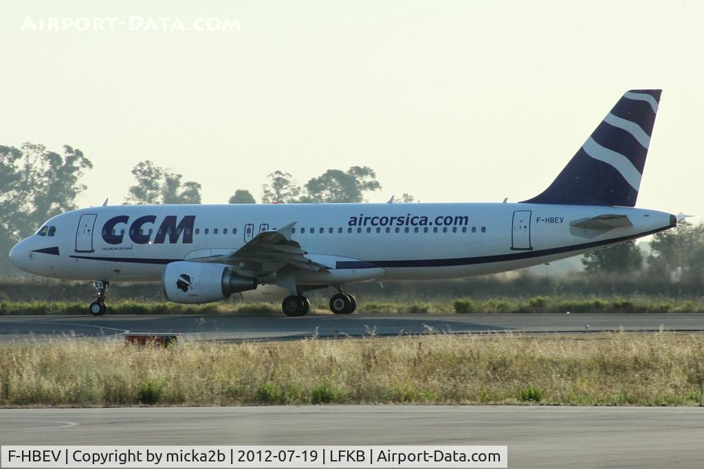 F-HBEV, 2009 Airbus A320-214 C/N 3952, Taxiing