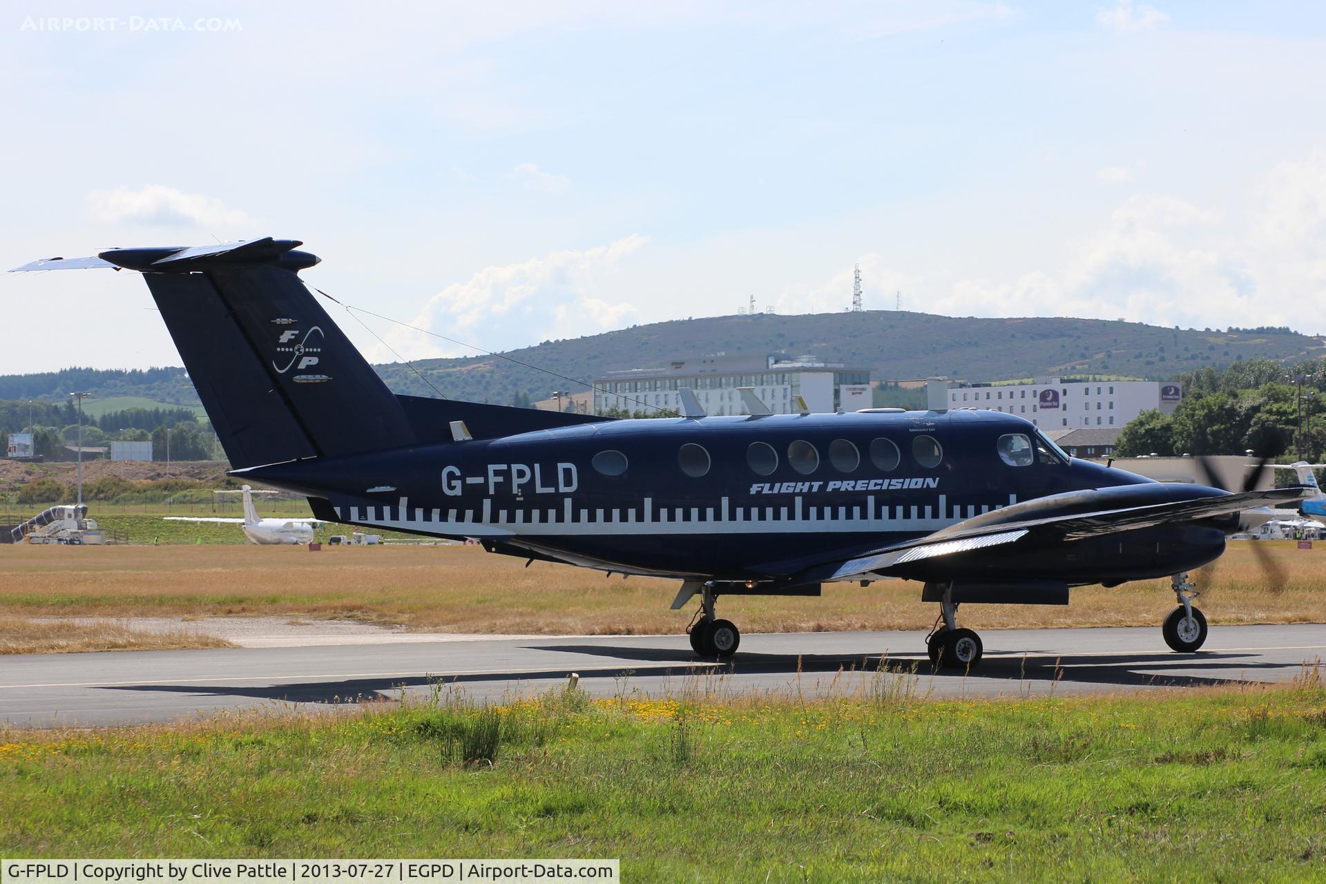 G-FPLD, 1992 Beech B200 Super King Air King Air C/N BB-1433, Taxi for departure at Aberdeen