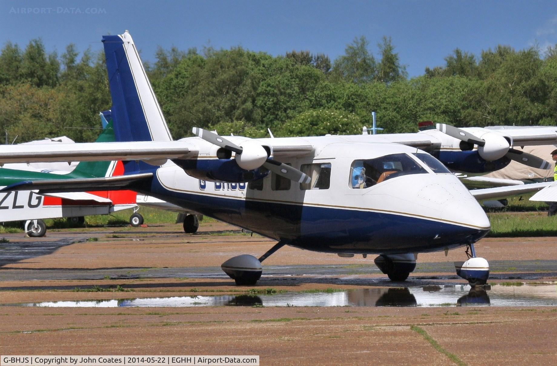 G-BHJS, 1978 Partenavia P-68B C/N 172, At Airtime