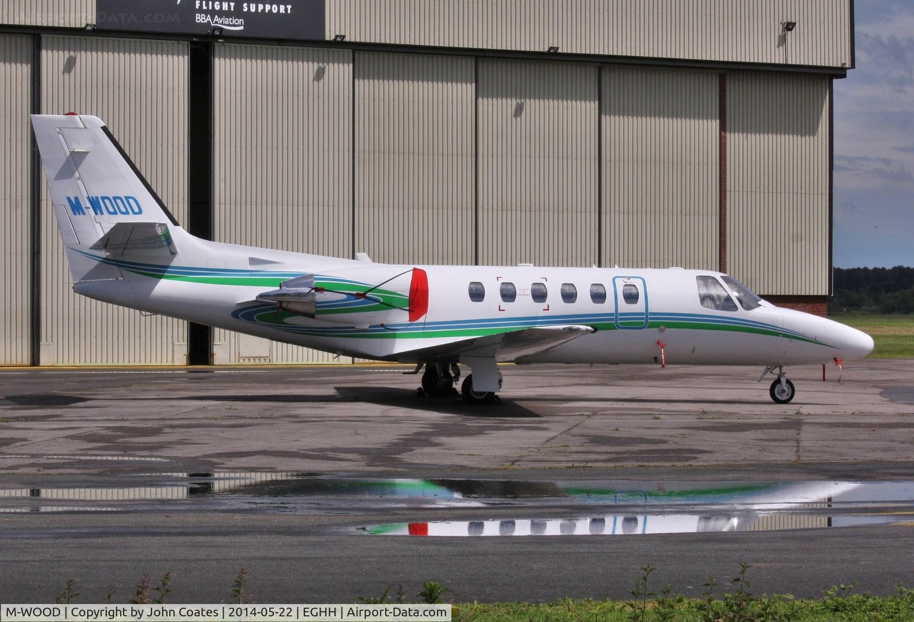 M-WOOD, 2002 Cessna 550 Citation Bravo C/N 550-1042, Reflecting at CSE