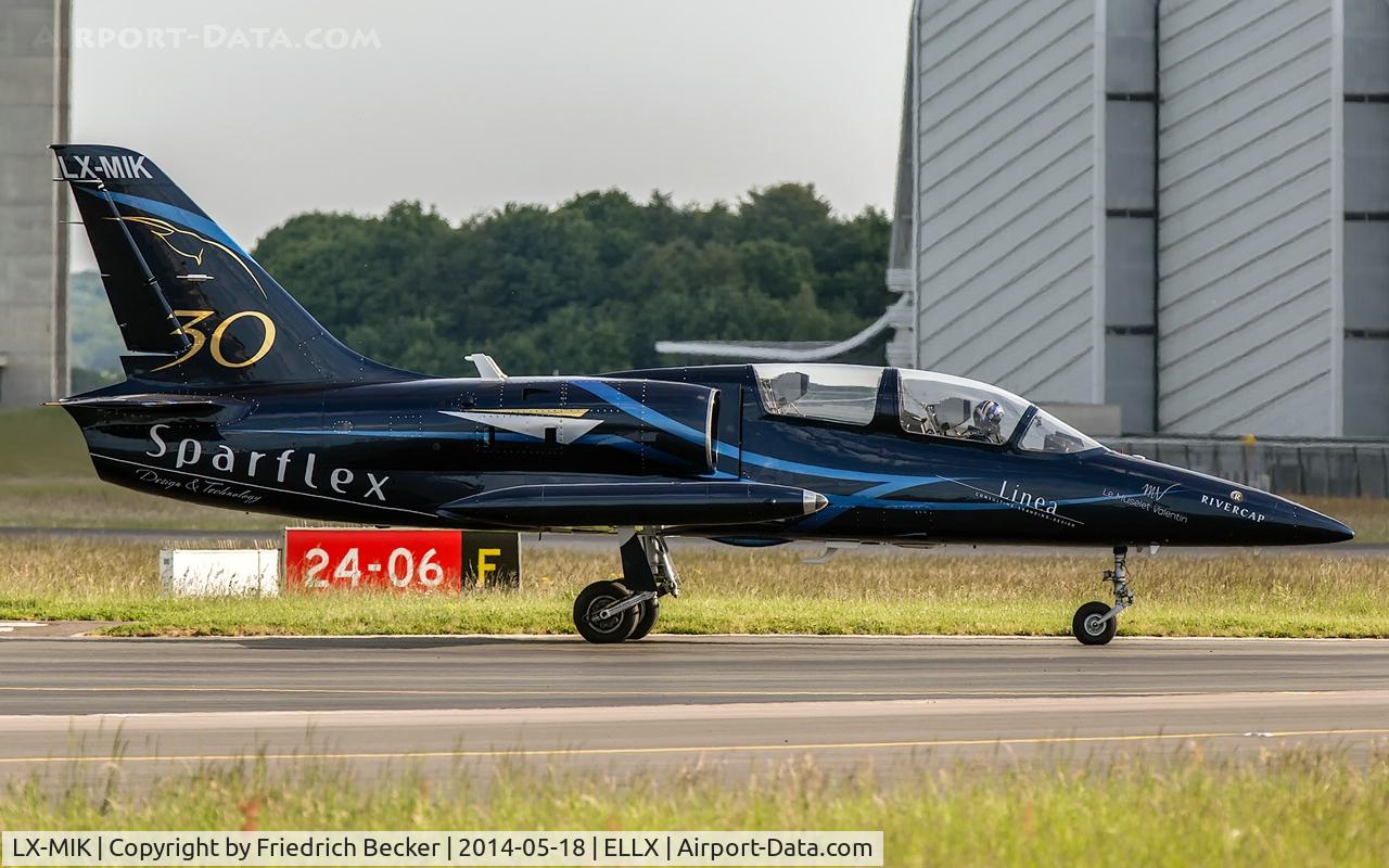 LX-MIK, Aero L-39C Albatros C/N 432936, taxying to its parking lot