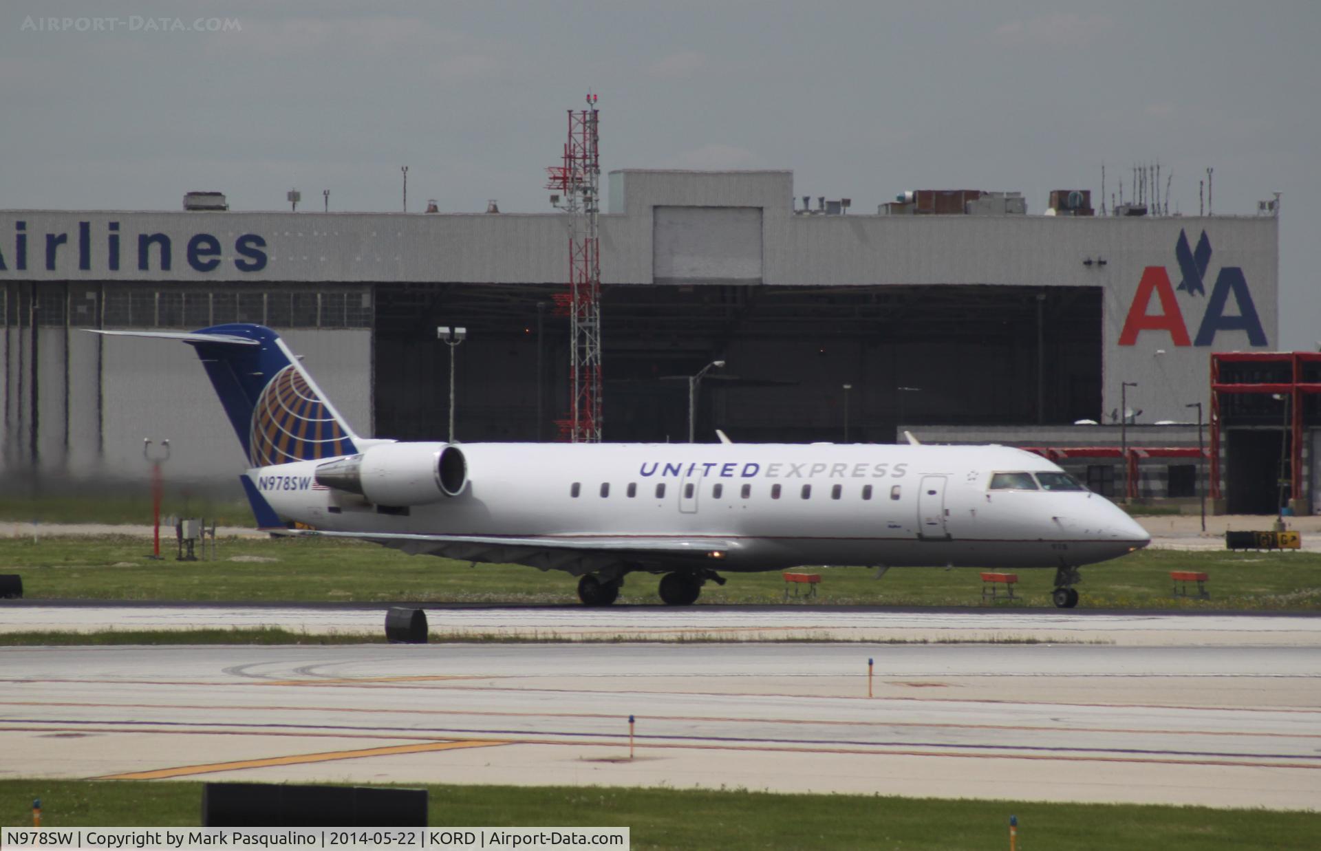 N978SW, 2004 Bombardier CRJ-200ER (CL-600-2B19) C/N 7953, CL-600-2B19