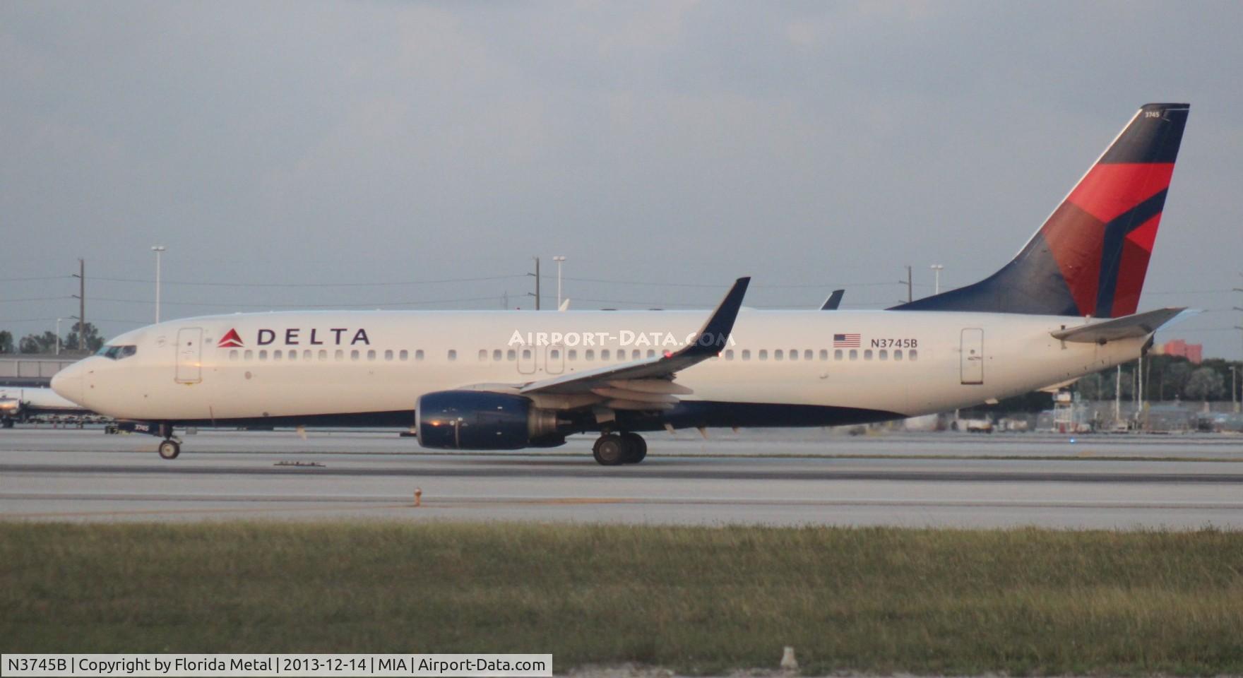 N3745B, 2001 Boeing 737-832 C/N 32373, Delta 737-800