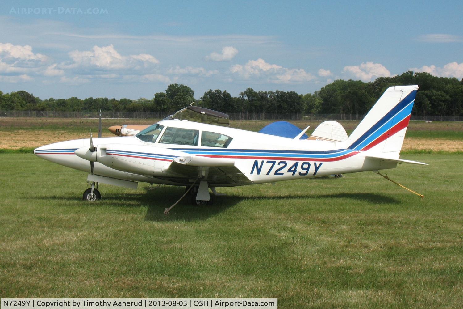 N7249Y, 1964 Piper PA-30-160 Twin Comanche Twin Comanche C/N 30-274, 1964 Piper PA-30, c/n: 30-274