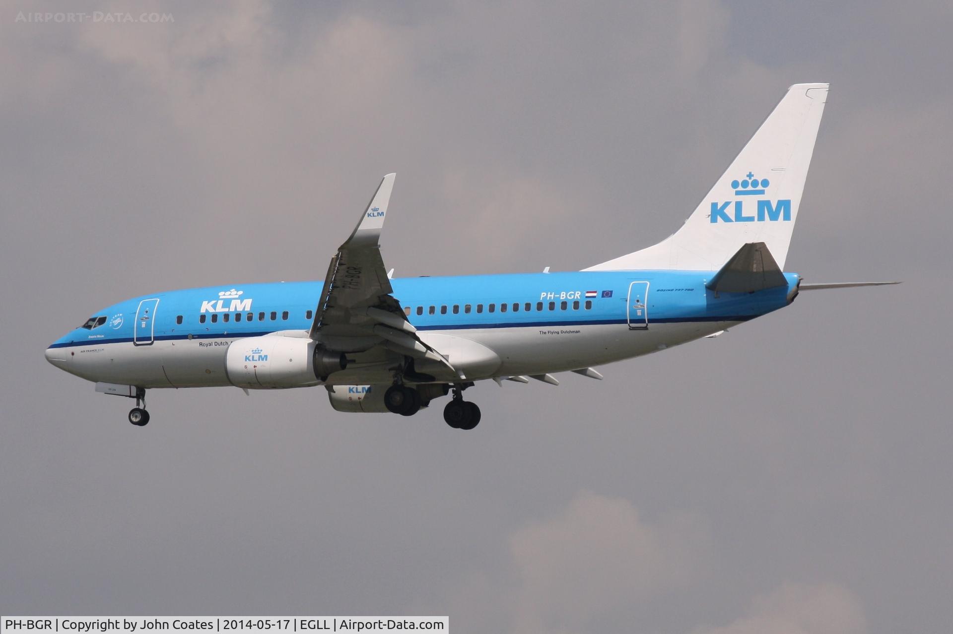 PH-BGR, 2011 Boeing 737-7K2 C/N 39446, Arriving 27L