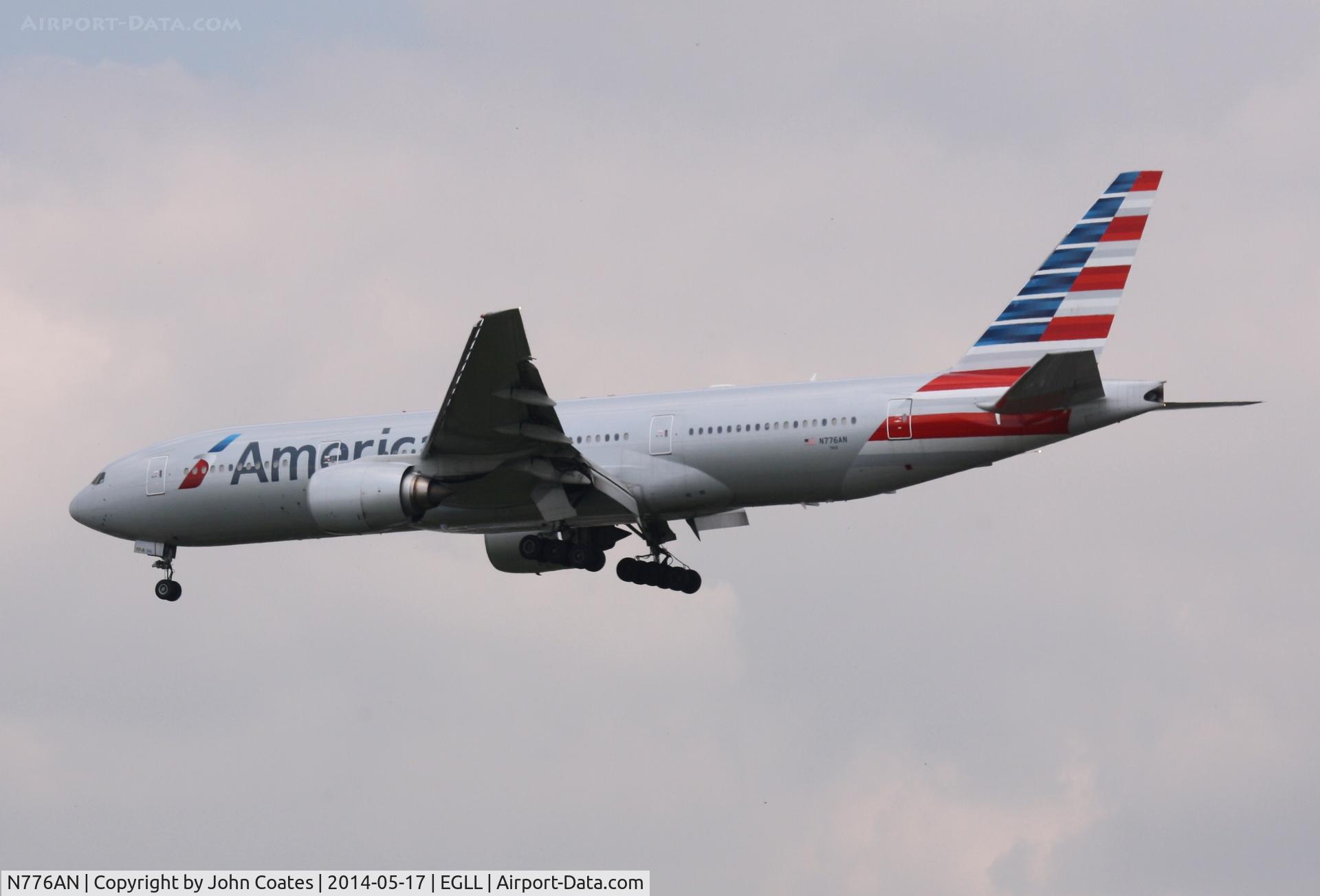 N776AN, 1999 Boeing 777-223 C/N 29582, Arriving 27L
