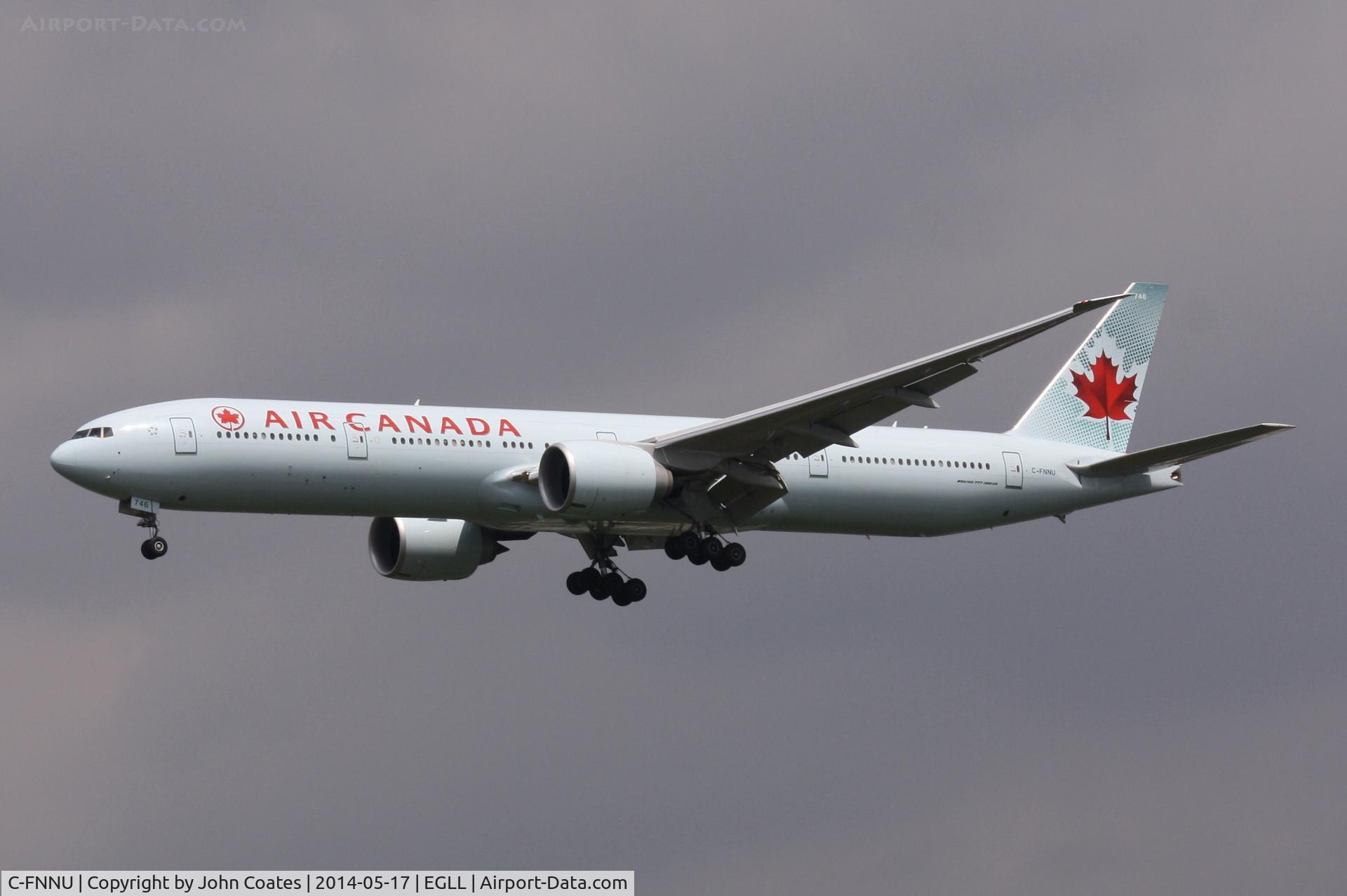 C-FNNU, 2013 Boeing 777-333/ER C/N 43249, Finals 27L