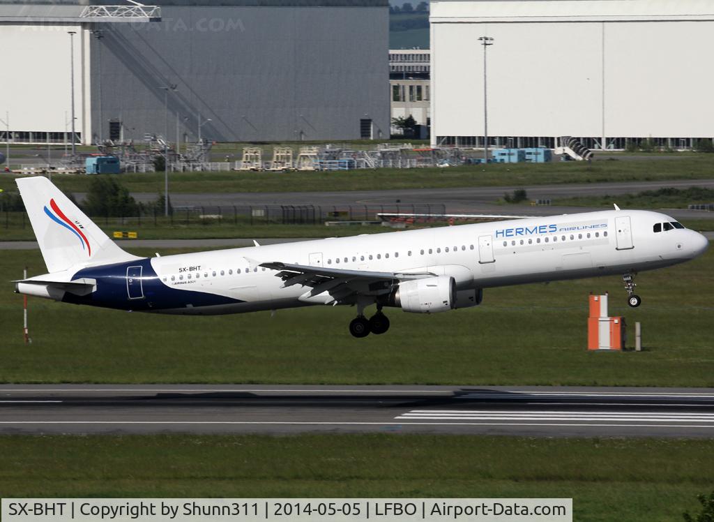 SX-BHT, 1997 Airbus A321-211 C/N 666, Landing rwy 14R