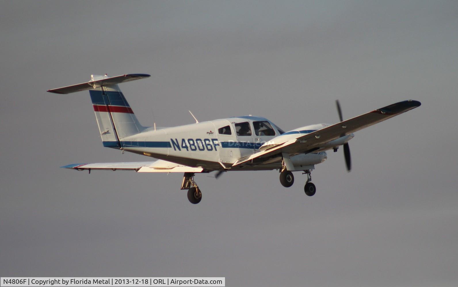 N4806F, 2001 Piper PA-44-180 Seminole C/N 4496095, PA-44-180