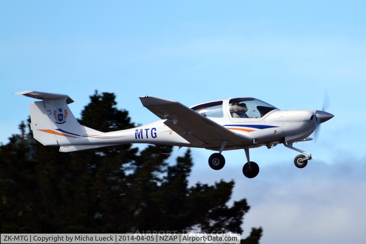 ZK-MTG, Diamond DA-40 Diamond Star C/N 40.998, At Taupo