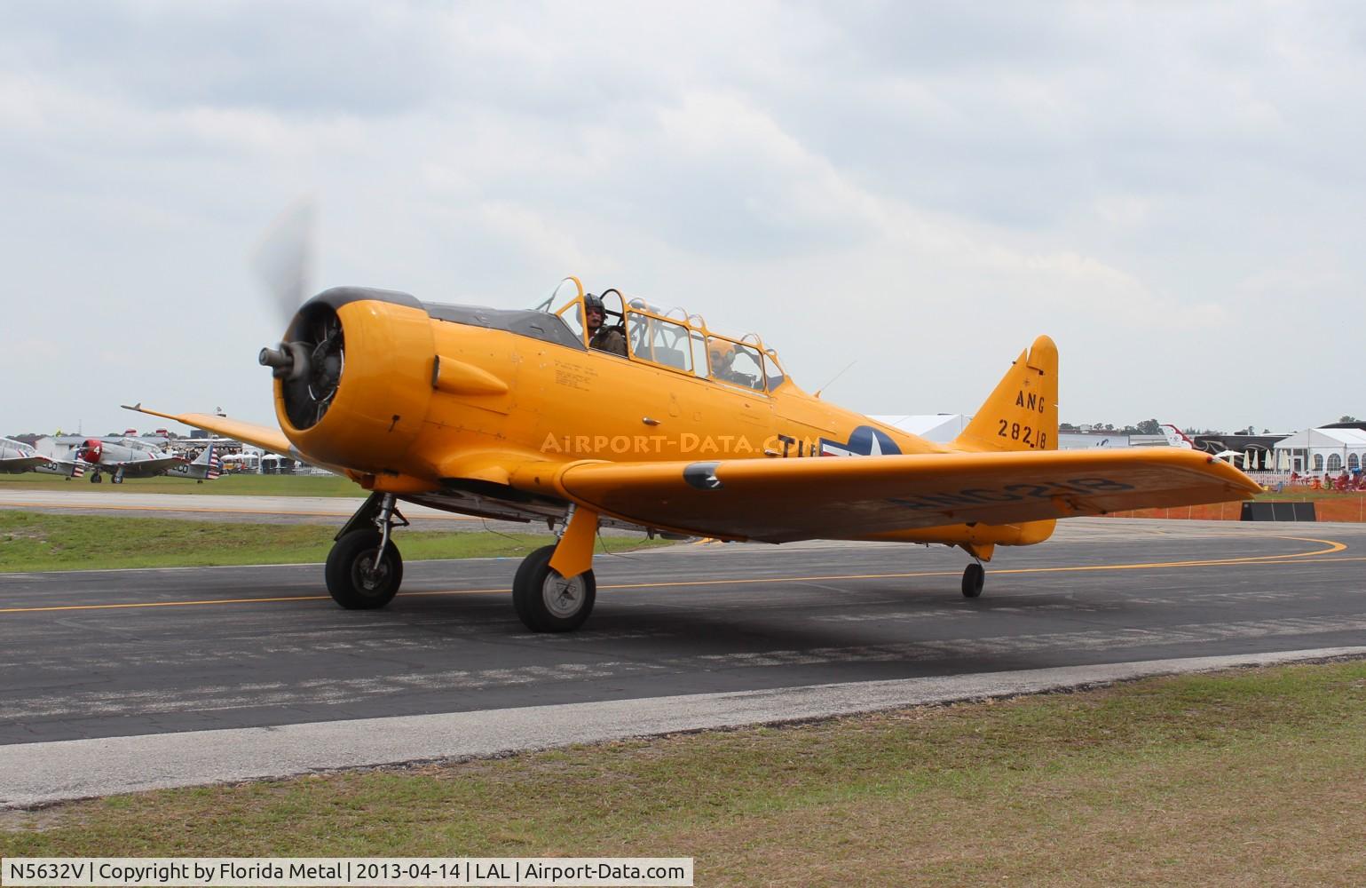 N5632V, 1957 North American T-6G Texan C/N 197-022, Texan at Sun N Fun