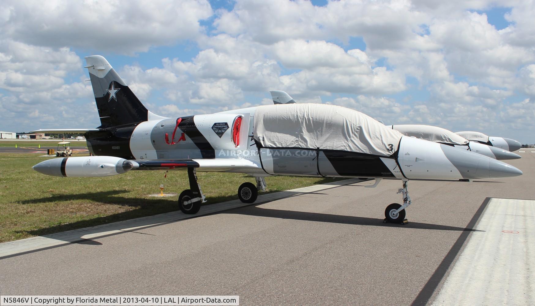 N5846V, 1984 Aero L-39C Albatros C/N 432826, Black Diamond Jet Team L-39C