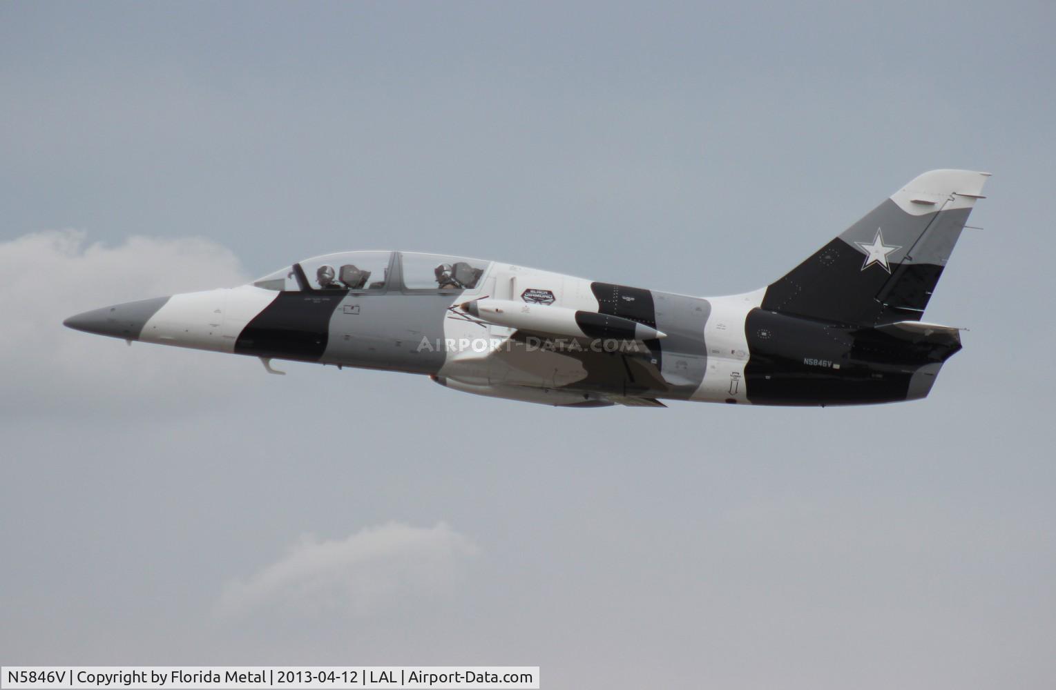 N5846V, 1984 Aero L-39C Albatros C/N 432826, Black Diamond Jet Team L-39C