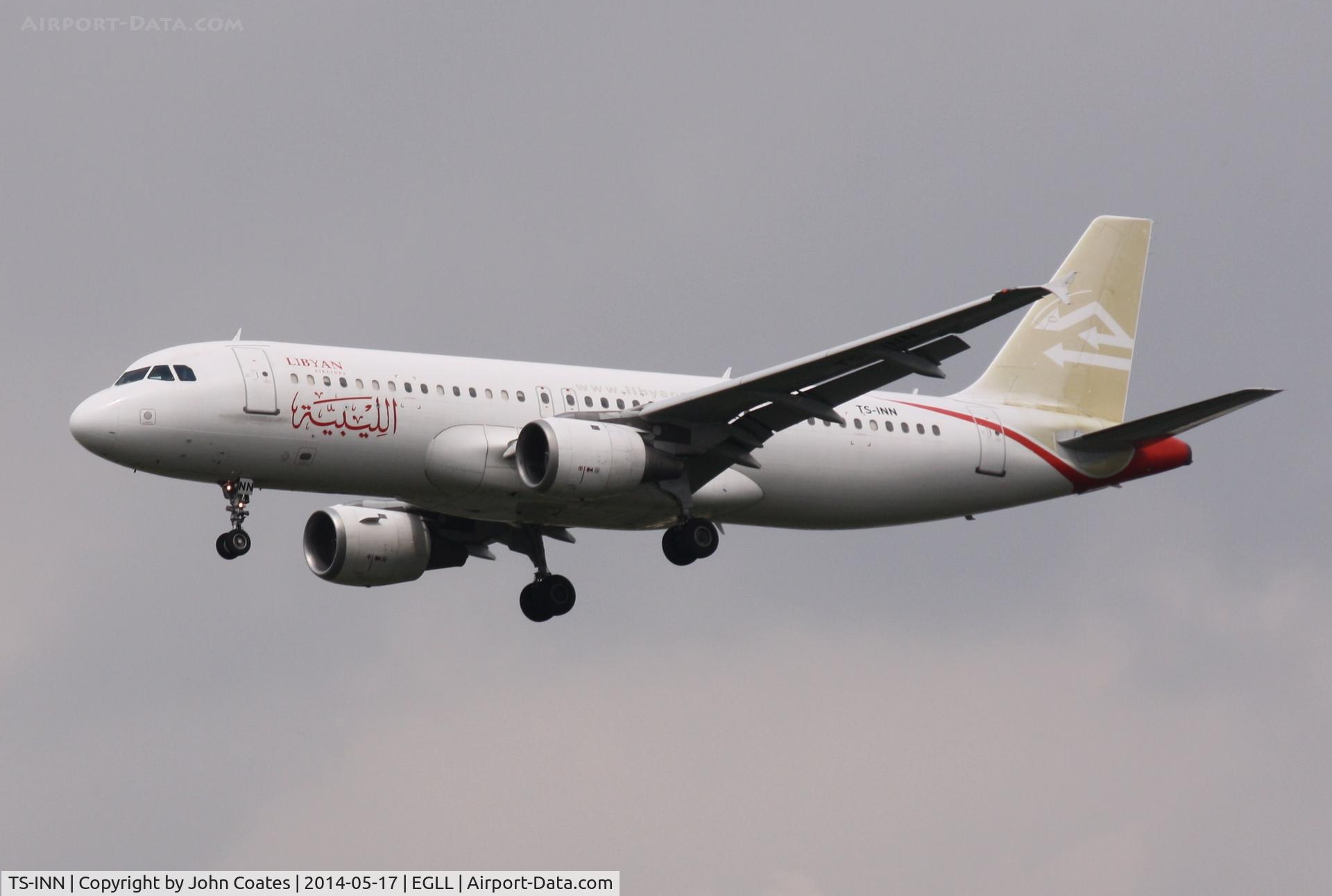 TS-INN, 1998 Airbus A320-212 C/N 793, Finals 27L