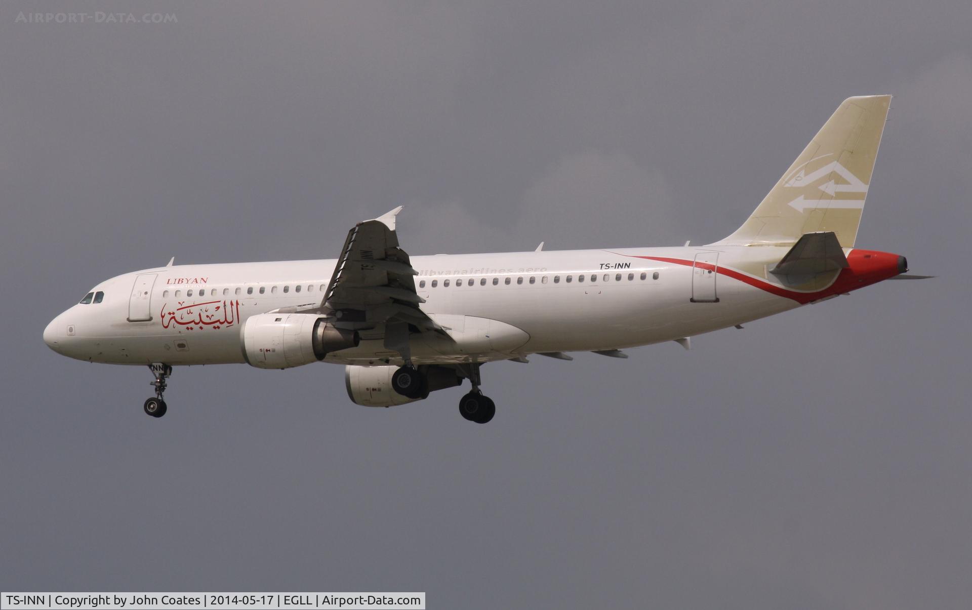 TS-INN, 1998 Airbus A320-212 C/N 793, Arriving 27L