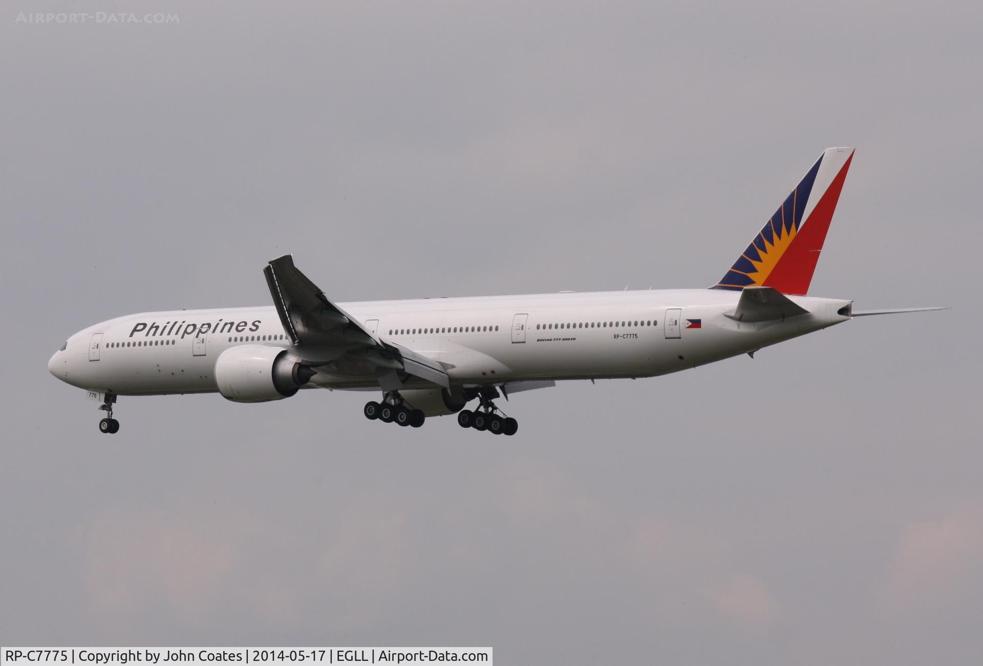 RP-C7775, Boeing 777-3F6ER C/N 35555, Arriving 27L