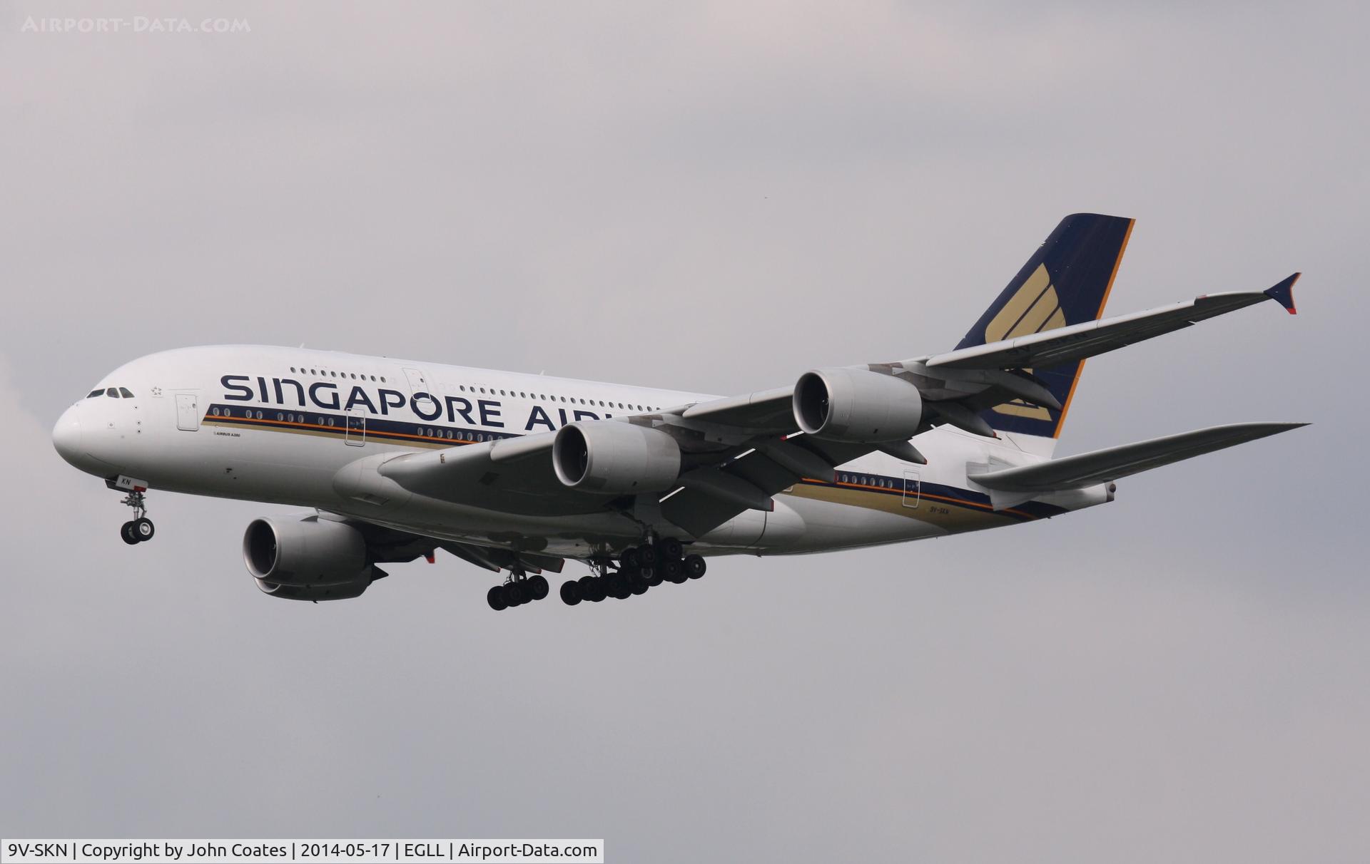 9V-SKN, 2011 Airbus A380-841 C/N 071, Finals 27L