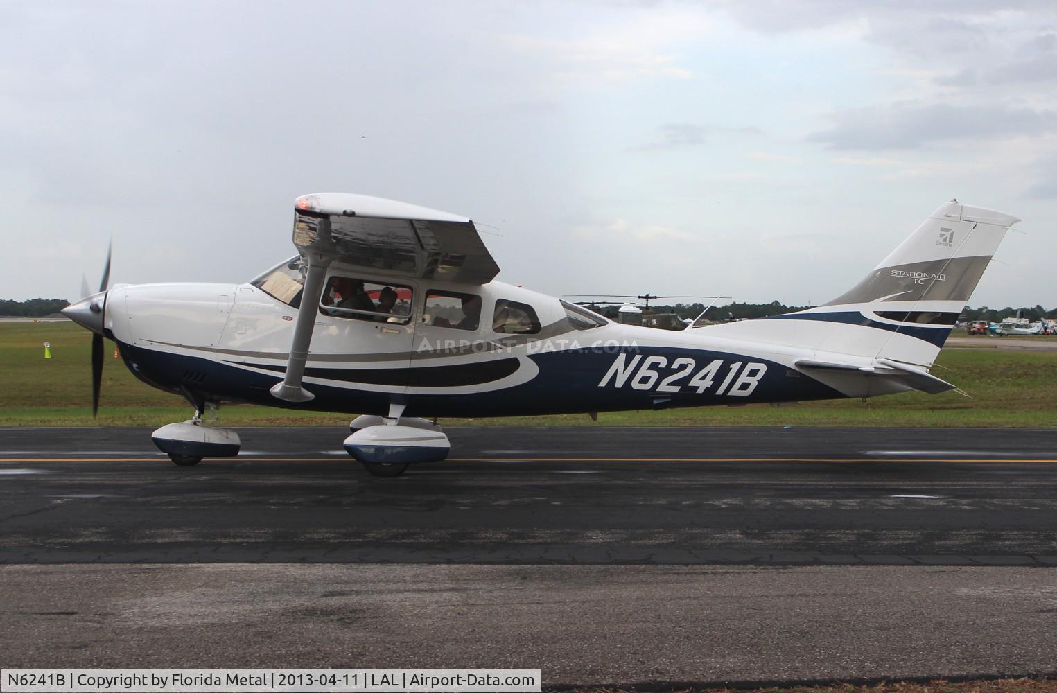 N6241B, 2008 Cessna T206H Turbo Stationair C/N T20608825, Cessna 206H at Sun N Fun