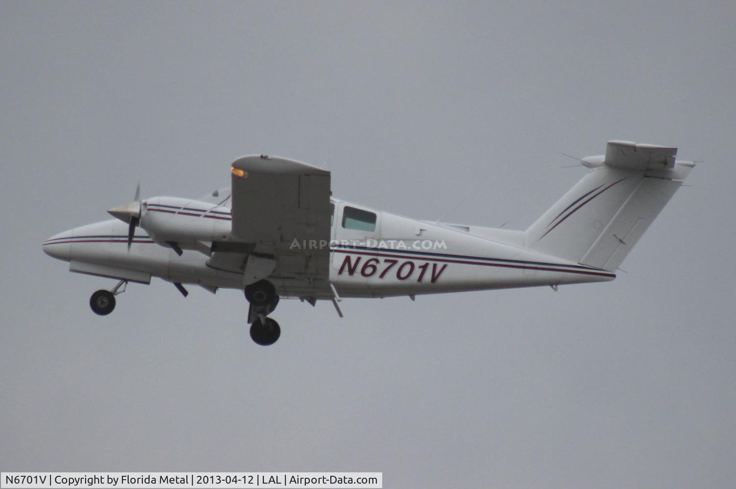 N6701V, 1979 Beech 76 Duchess C/N ME-297, Beech Duchess leaving Sun N Fun
