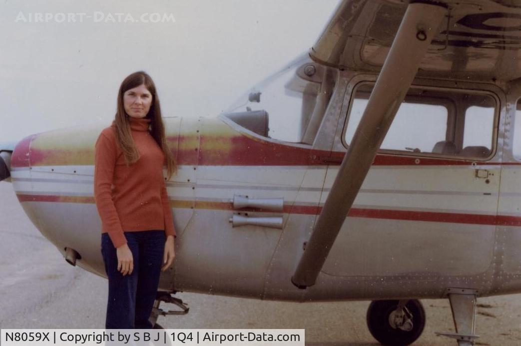 N8059X, 1961 Cessna 172B C/N 17248559, The happy new co-owner Diane ( OK-well almost happy) after buying 59X in 1981.