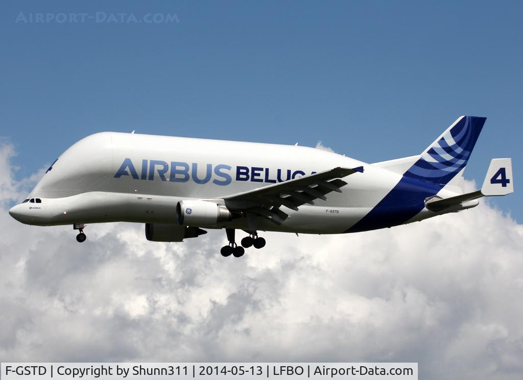 F-GSTD, 1998 Airbus A300B4-608ST Beluga C/N 776, Landing rwy 32L in Airbus house c/s
