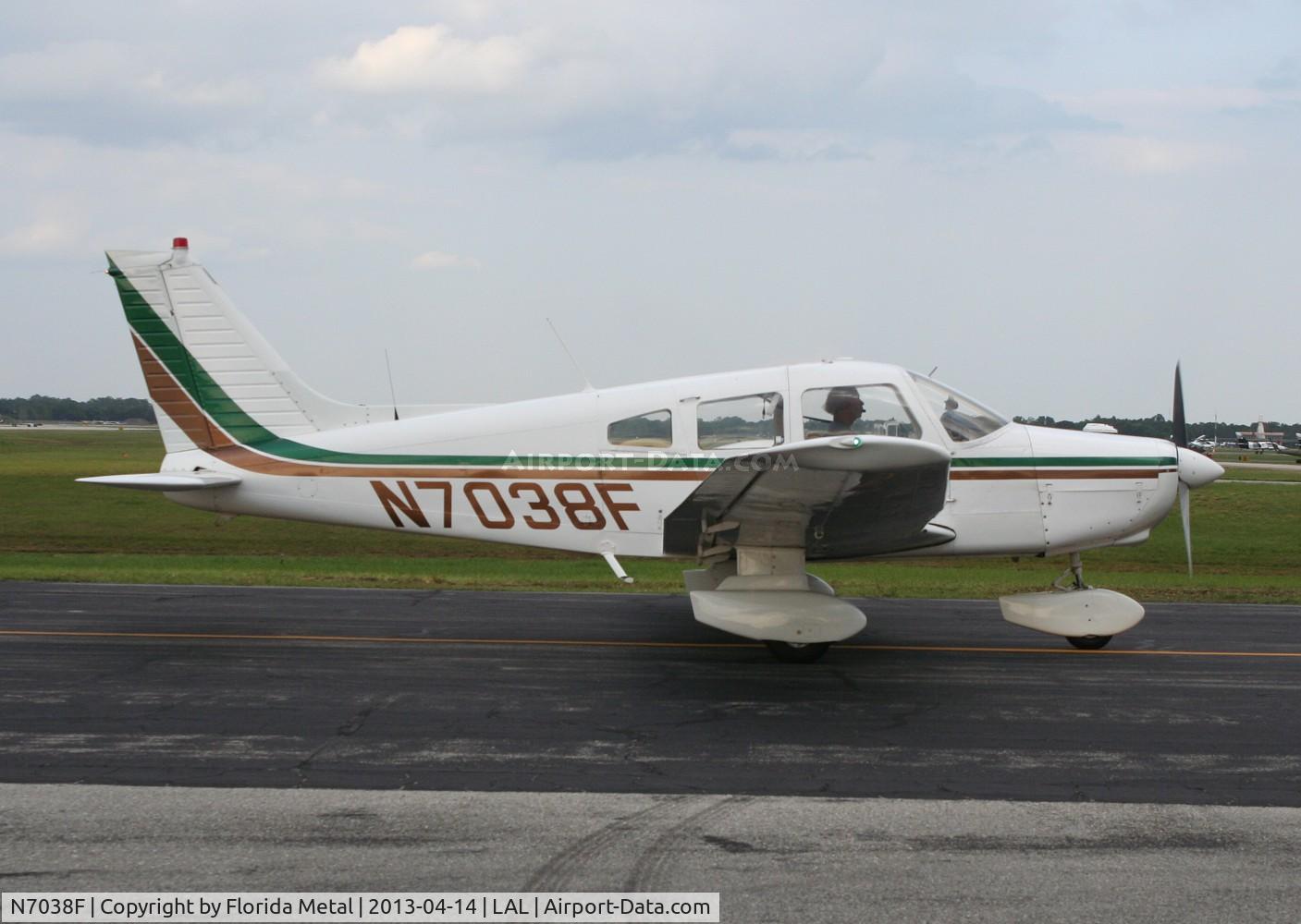 N7038F, 1976 Piper PA-28-151 C/N 28-7715193, PA-28-151 at Sun N Fun