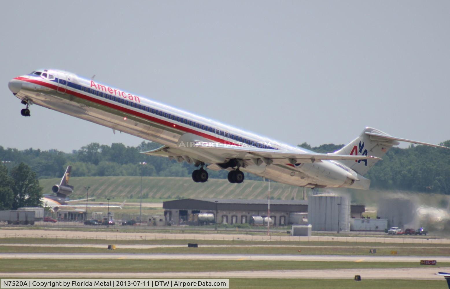 N7520A, 1990 McDonnell Douglas MD-82 (DC-9-82) C/N 49897, American MD-82