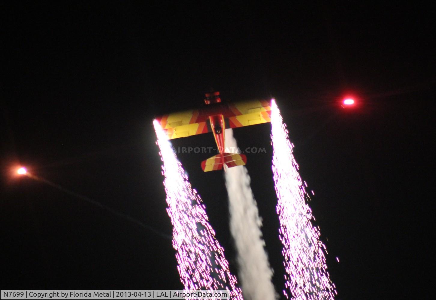 N7699, 1972 Grumman G-164A Show Cat C/N 1004, Gene Soucy night show