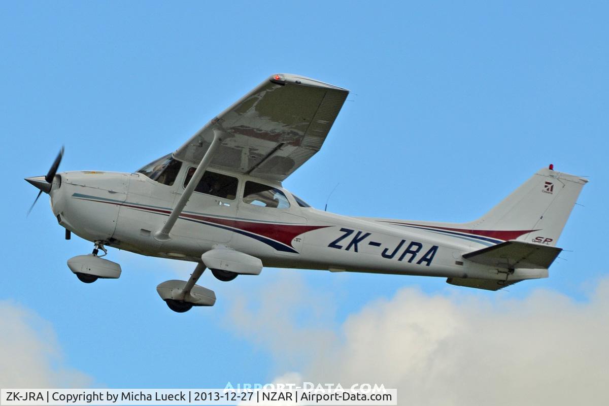 ZK-JRA, Cessna 172S C/N 172S9767, At Ardmore
