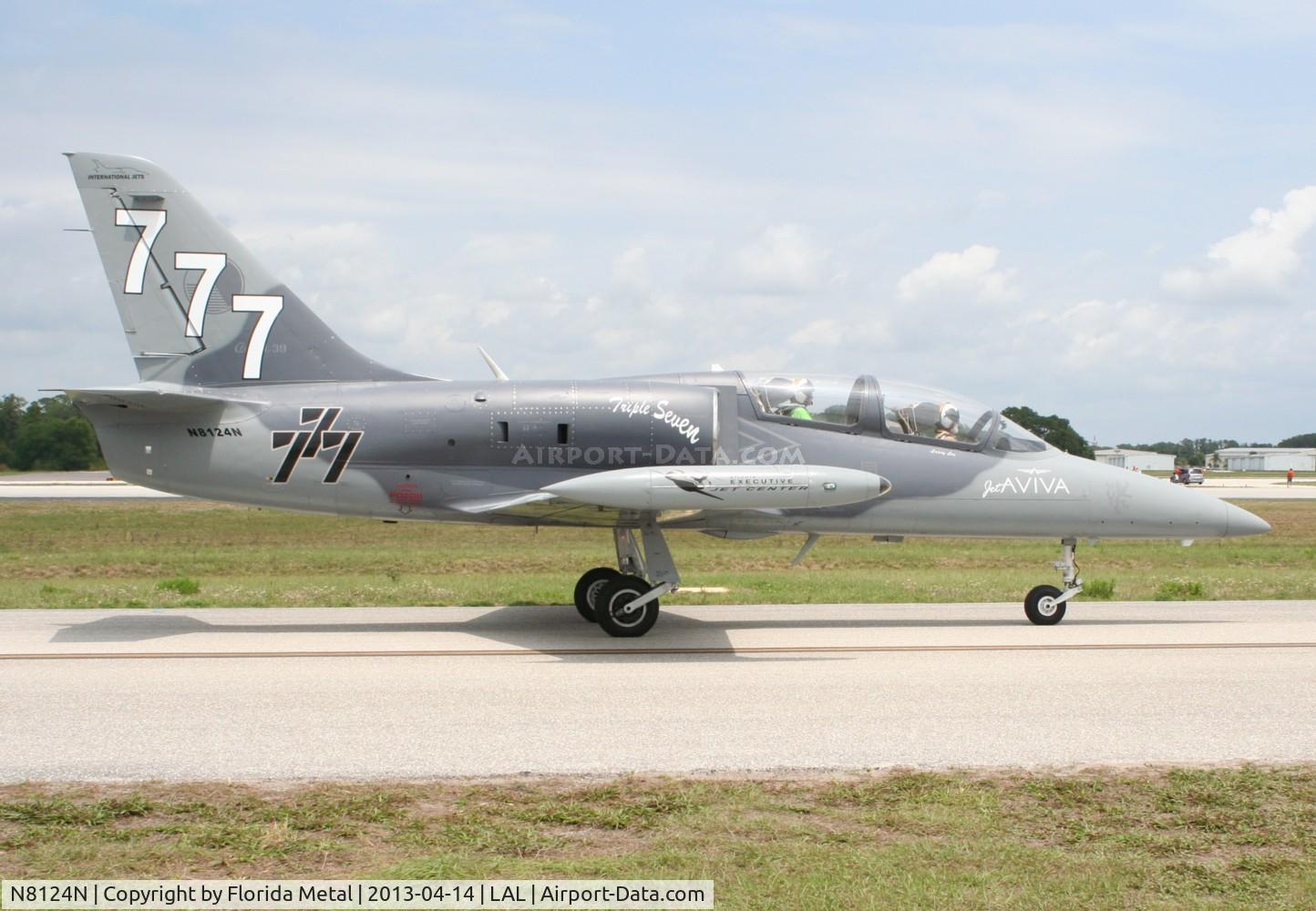 N8124N, 1974 Aero L-39C Albatros C/N 330211, L-39C at Sun N Fun