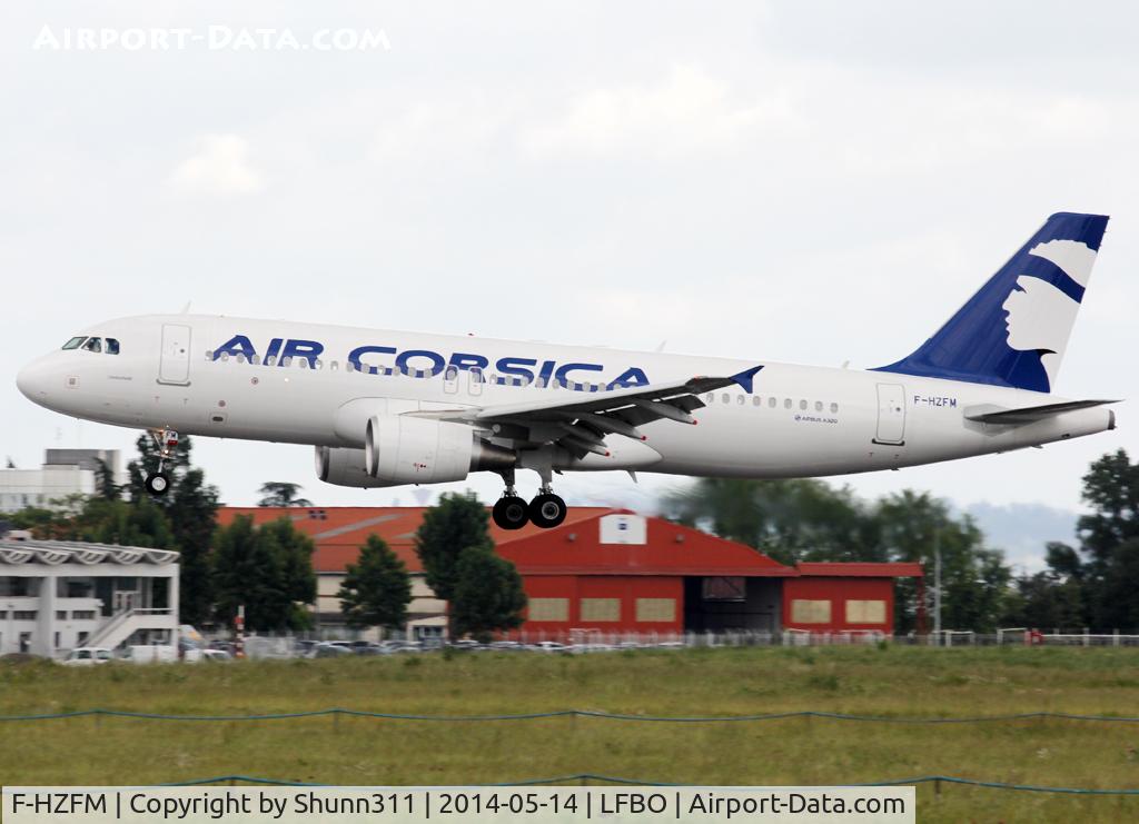 F-HZFM, 2013 Airbus A320-214 C/N 5887, Landing rwy 32R