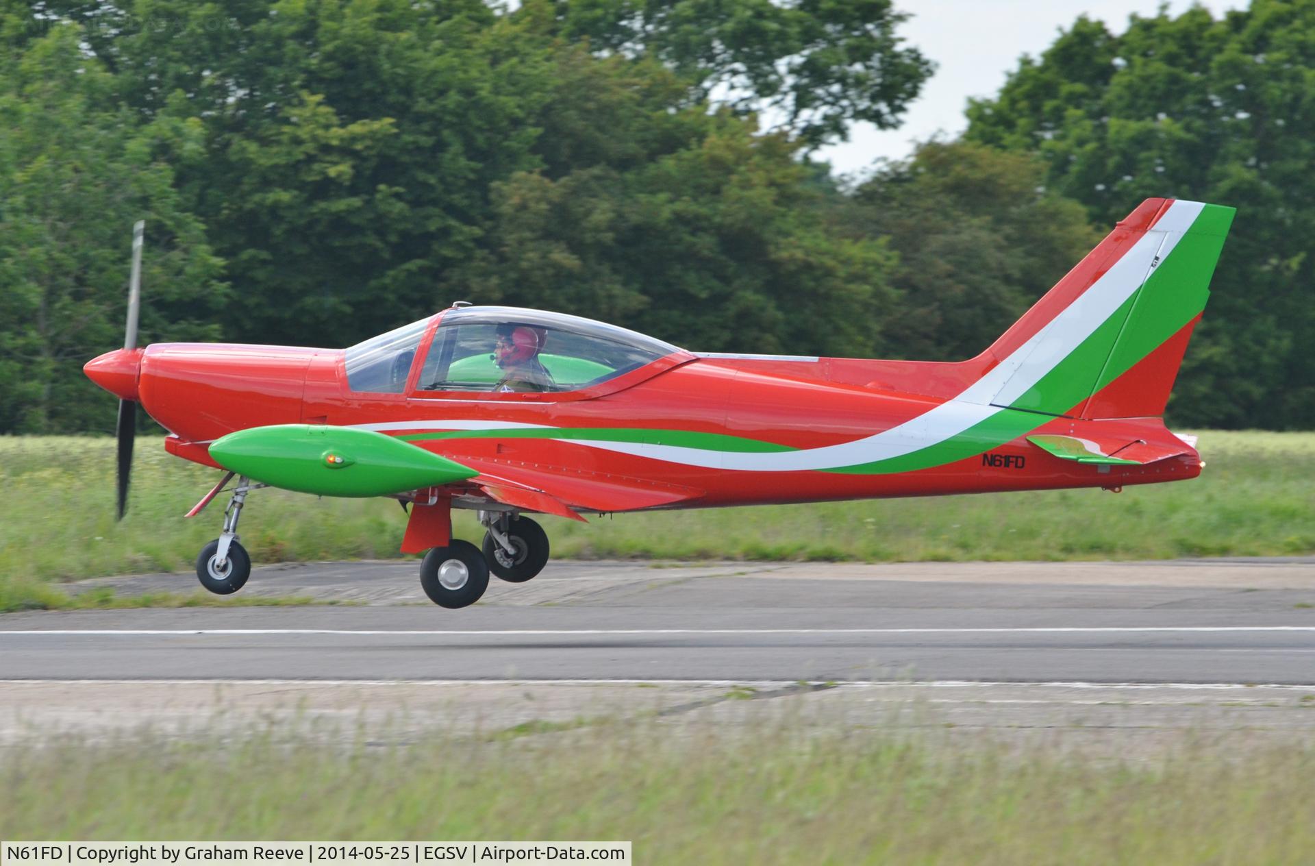 N61FD, 1983 SIAI-Marchetti F-260C C/N 719, Just taken off.