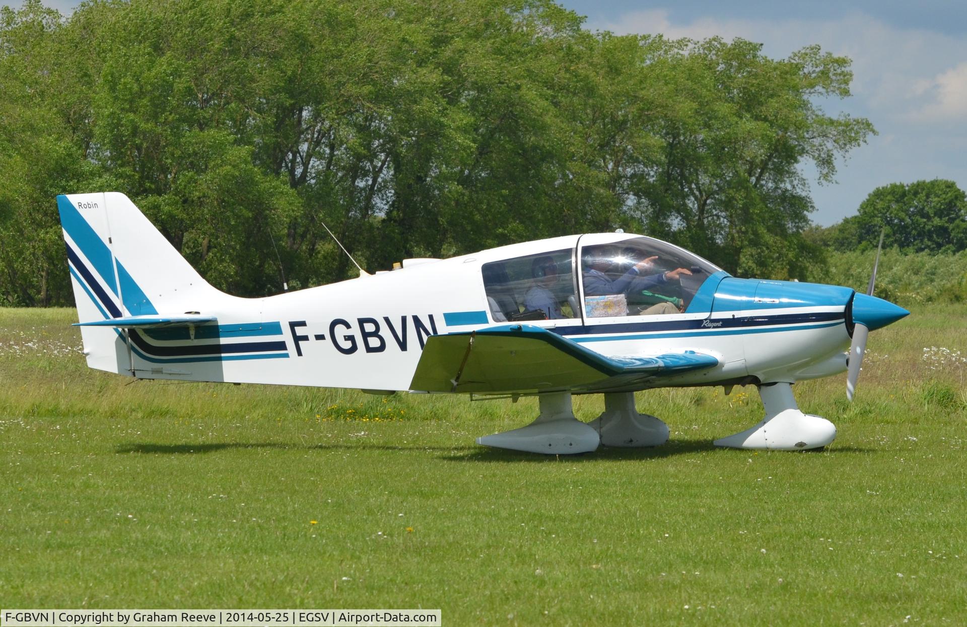 F-GBVN, 1979 Robin DR-400-180 Regent C/N 1408, Just landed.