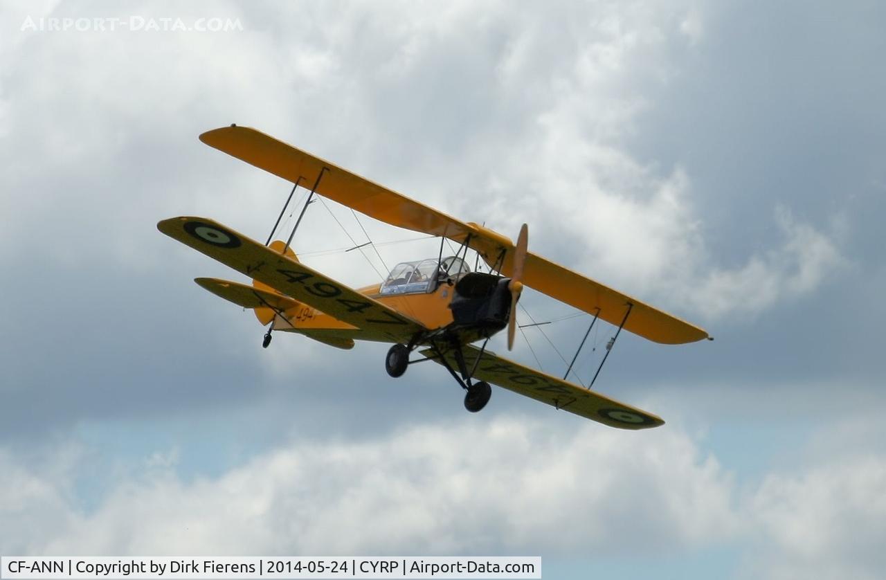 CF-ANN, 1941 De Havilland Canada DH-82C Tiger Moth C/N DHC746, Approaching rwy for landing.