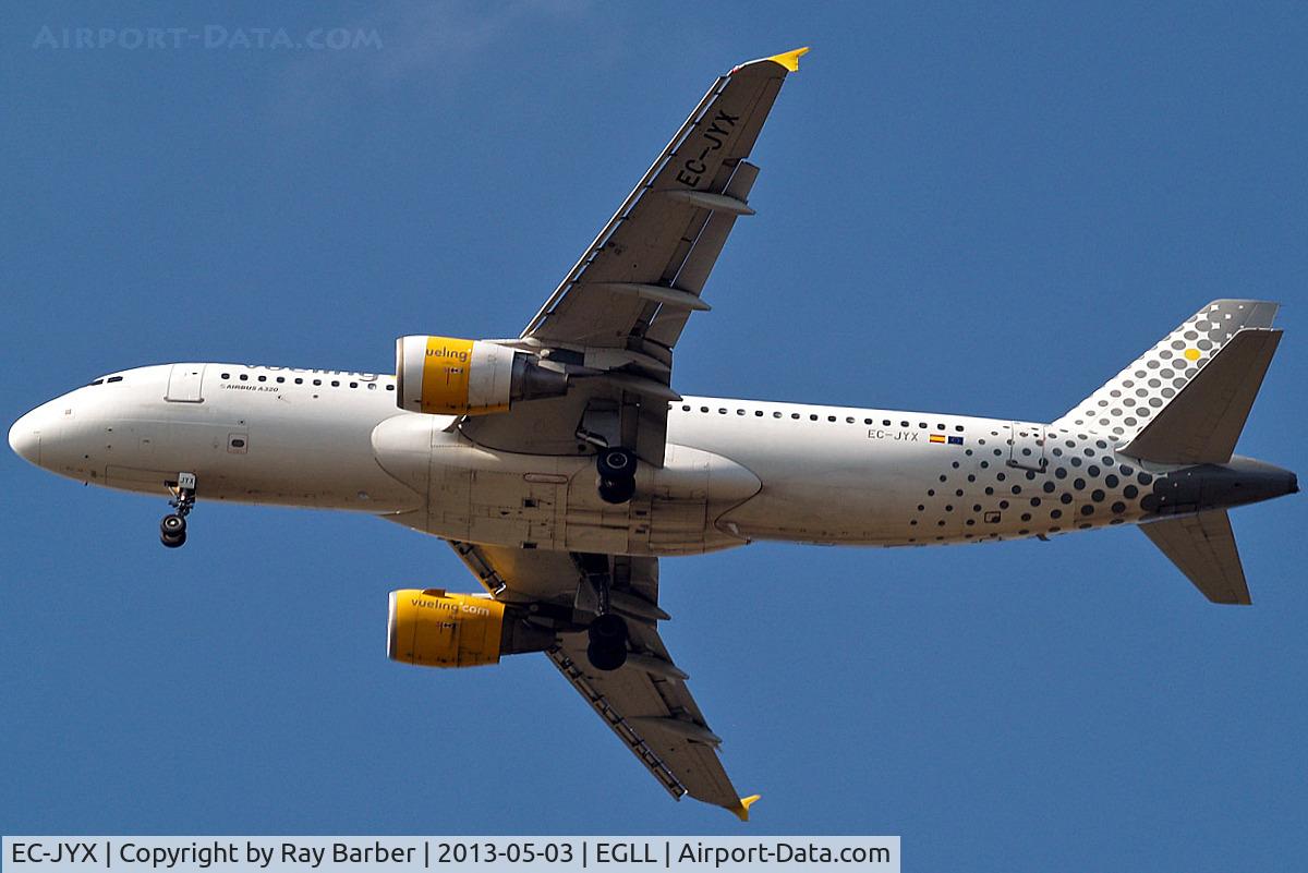 EC-JYX, 2006 Airbus A320-214 C/N 2962, Airbus A320-214 [2962] (Vueling Airlines) Home~G 03/05/2013. On approach 27R.